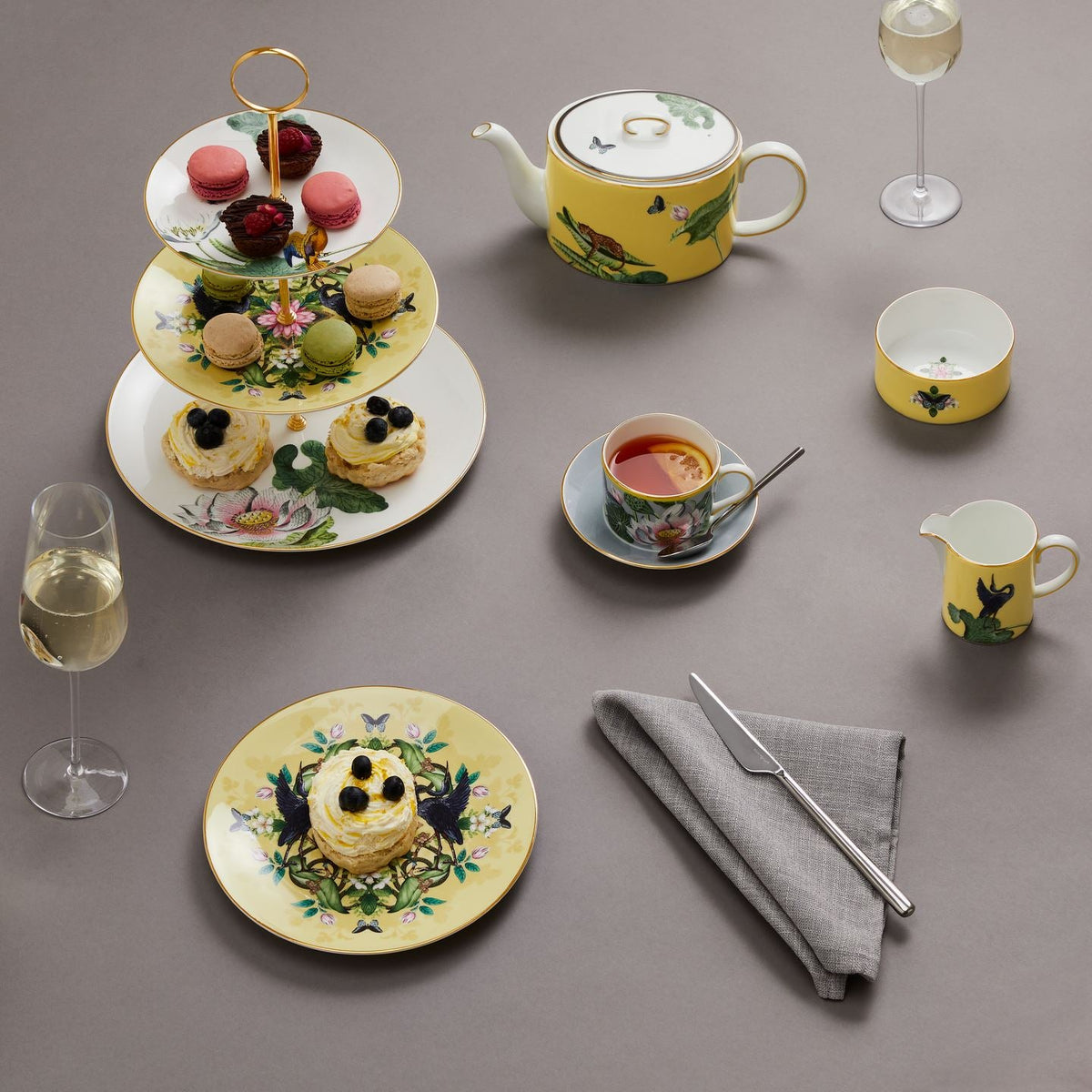 Waterlily Large Salad Plate