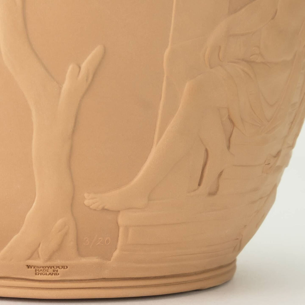 Portland Vase Large Flaxen