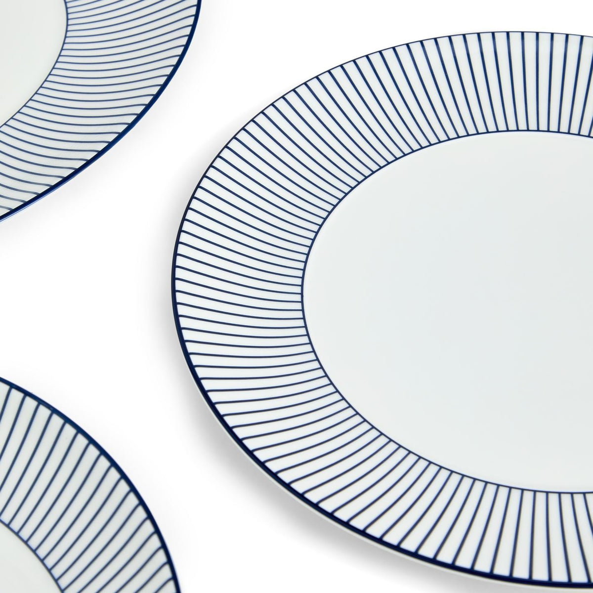 Gio Pinstripe White 7 Piece Set