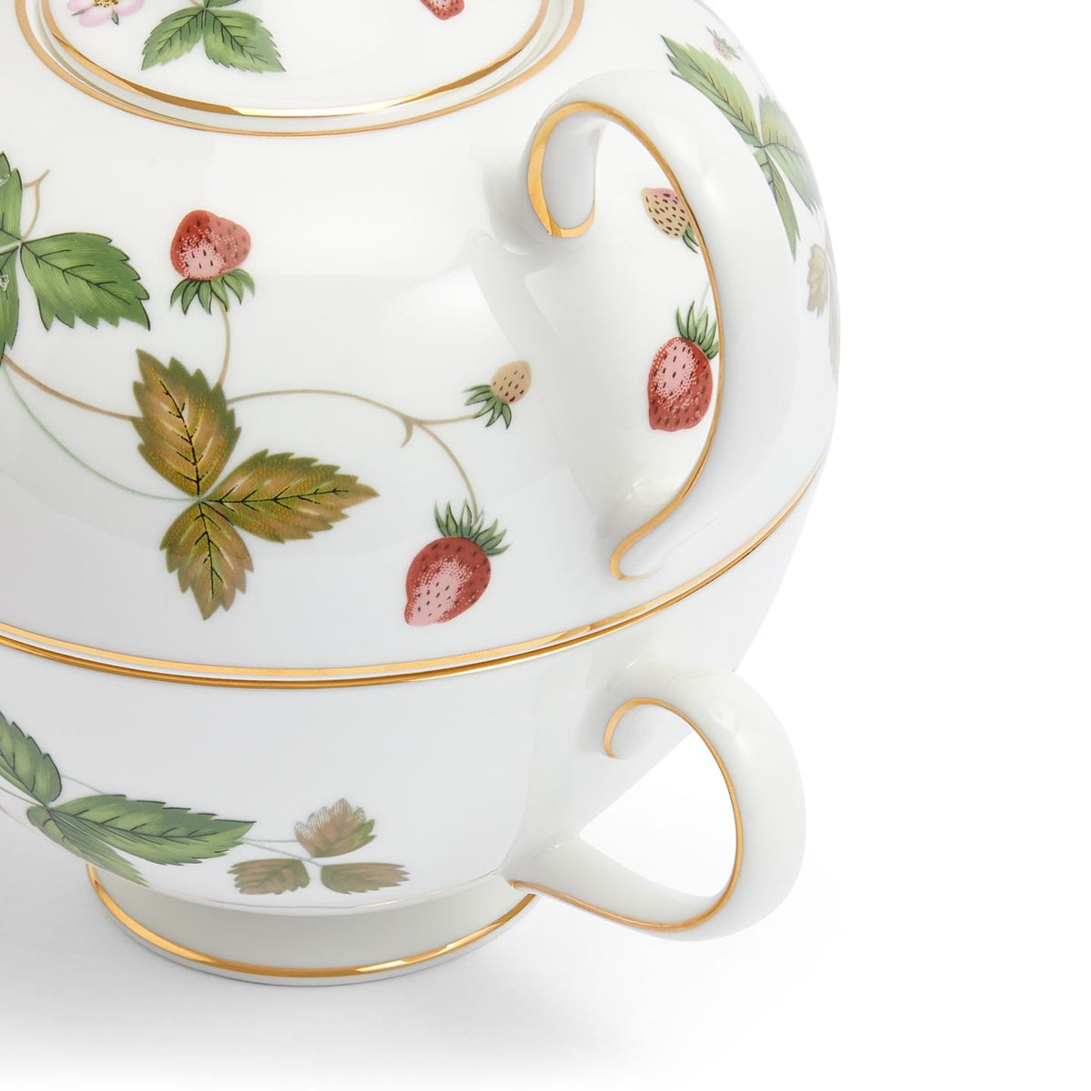 Wild Strawberry Gold Tea for One