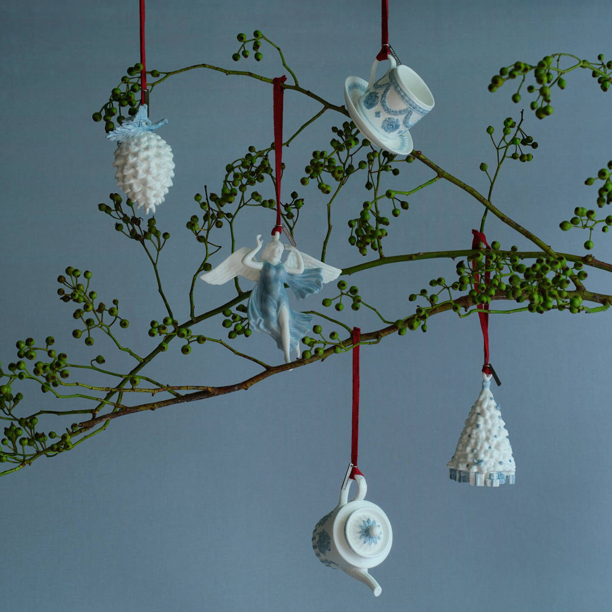 Love Ornament White & Blue