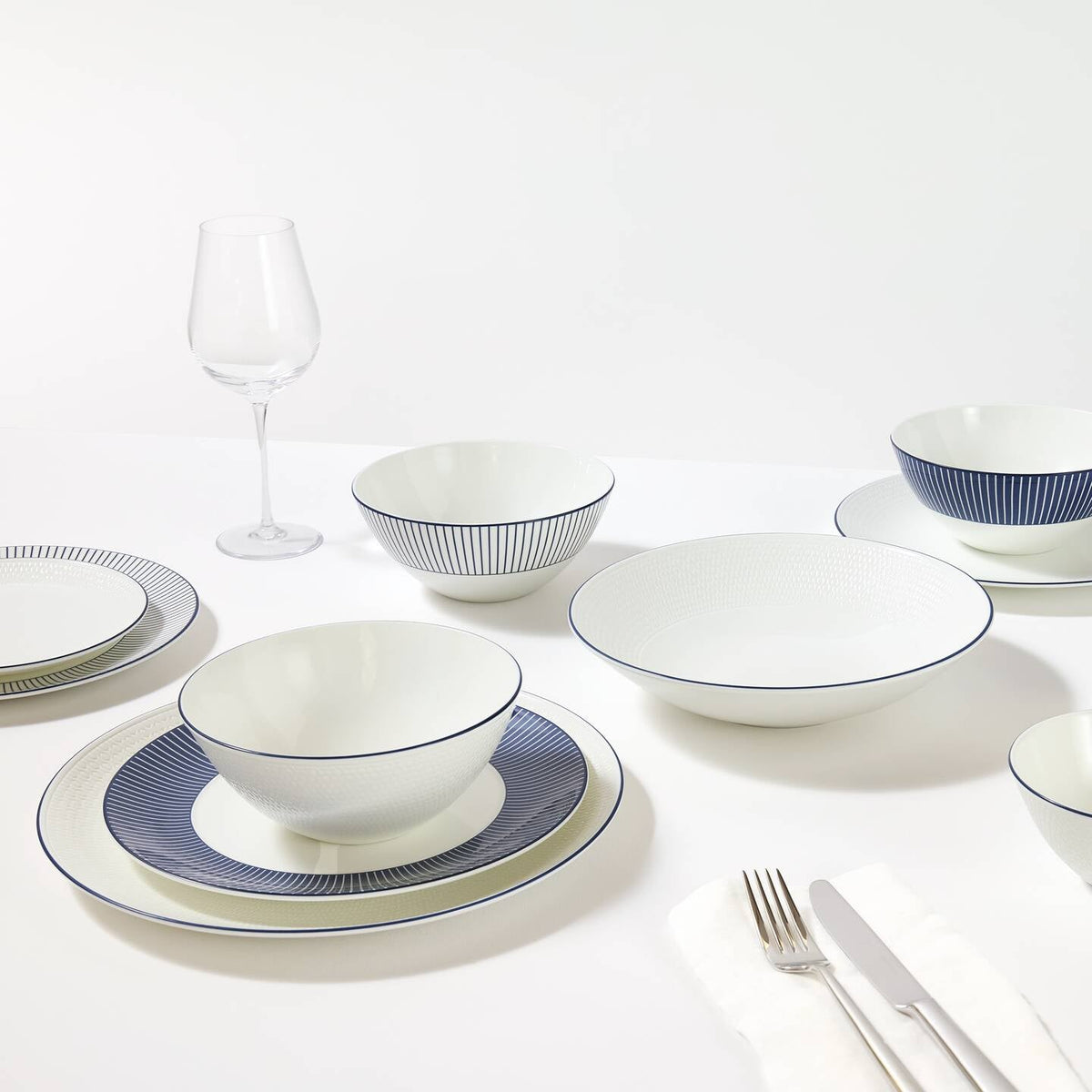 Gio Pinstripe White 8 Piece Dinner Set