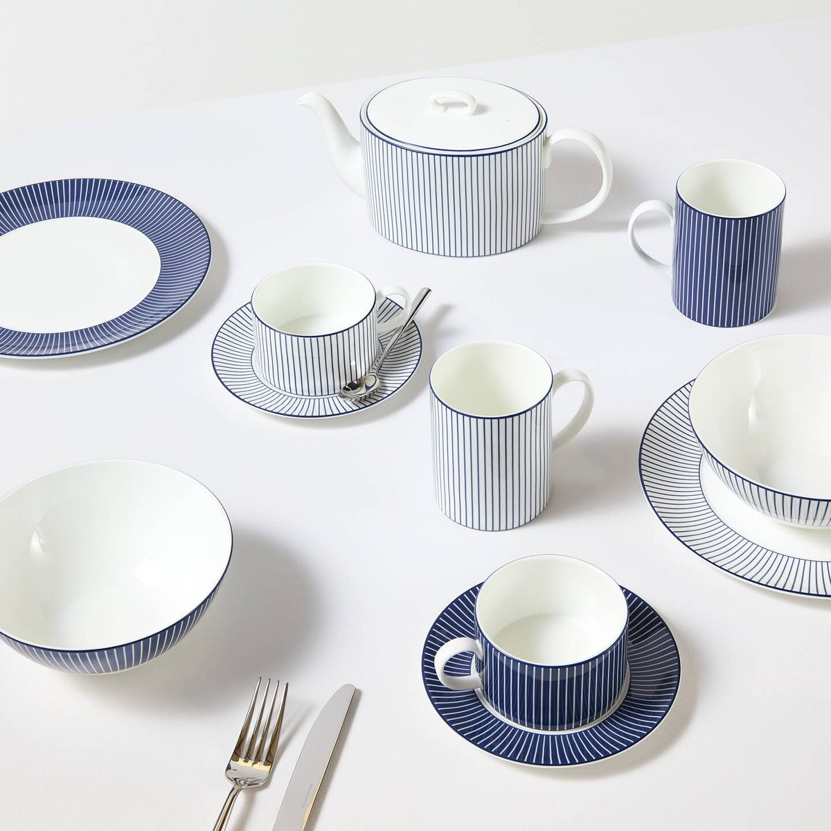 Gio Pinstripe Teacup & Saucer White